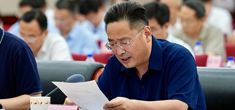 朱信凯常务副校长出席高校服务乡村人才振兴座谈会并作主题发言